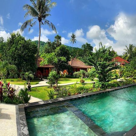 Kubu Kangin Resort Amed Exterior foto