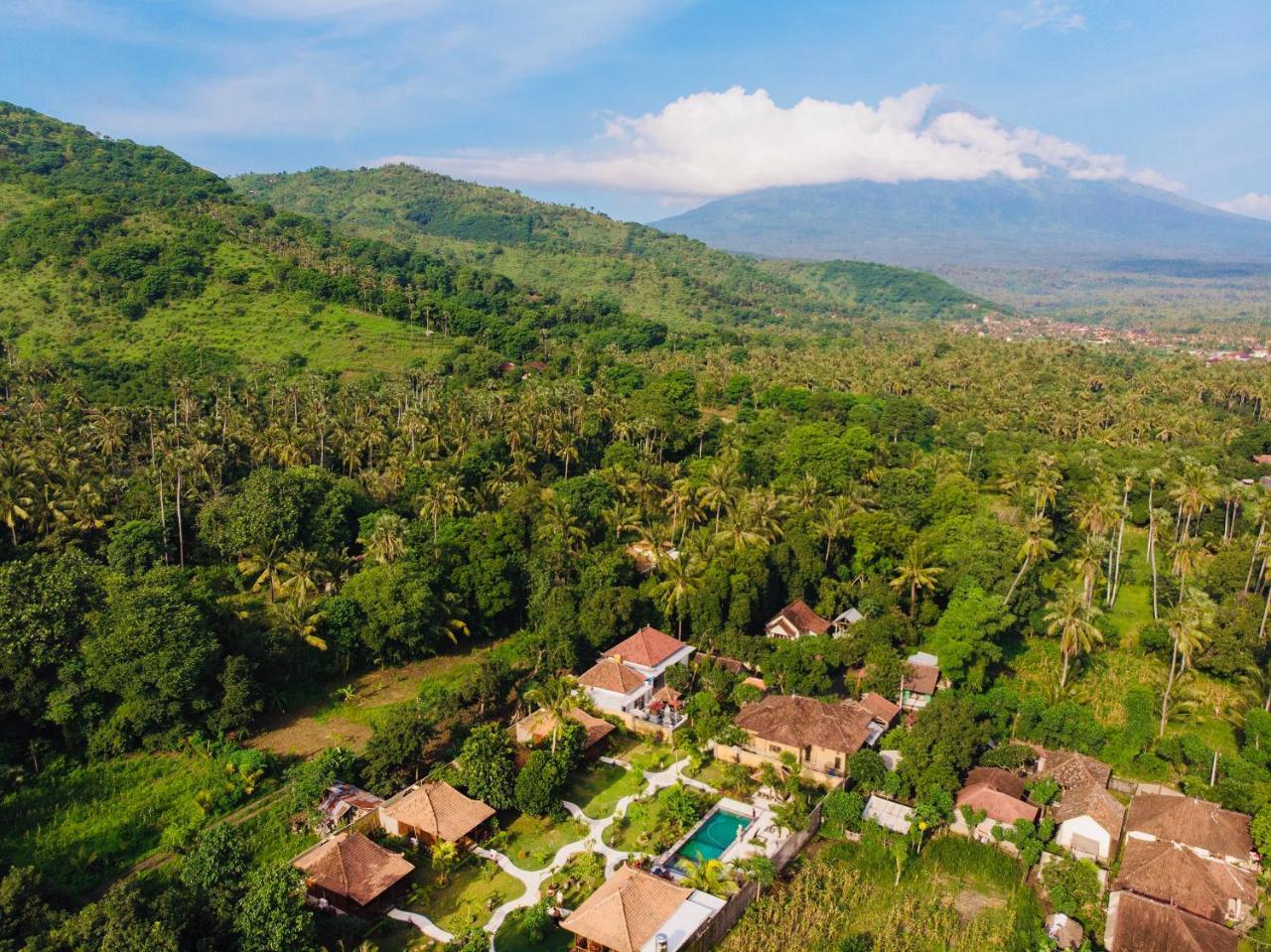 Kubu Kangin Resort Amed Exterior foto