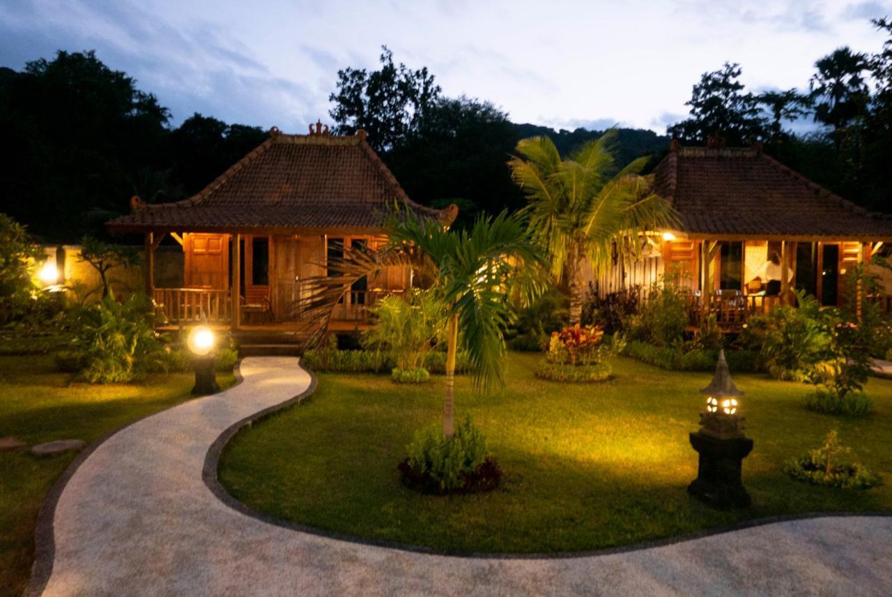 Kubu Kangin Resort Amed Exterior foto